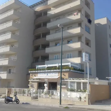 Palazzo Del Mare * Neapel