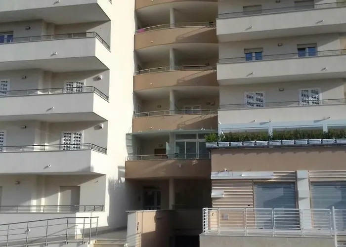 Palazzo Del Mare * Napoli